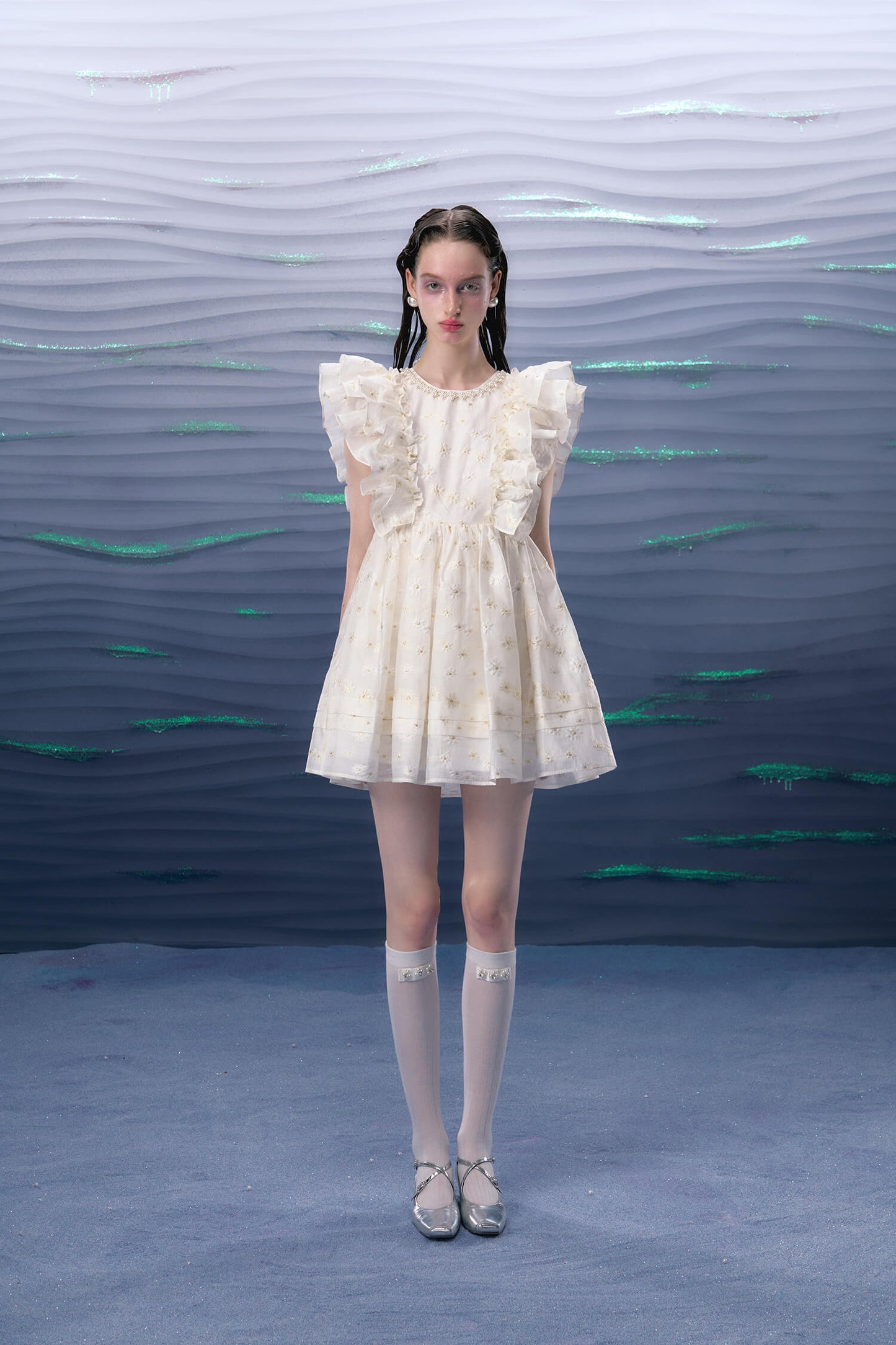 Frill puff daisy flare dress