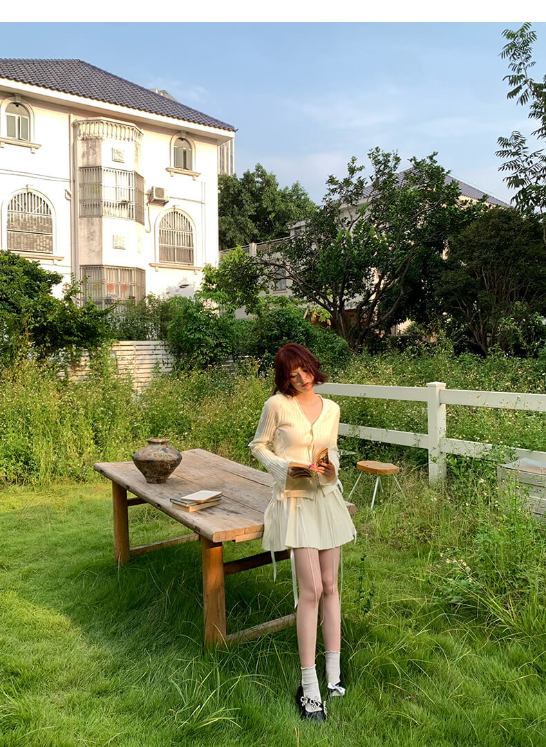 Classical Lace-Up Ribbon Top(全2色)