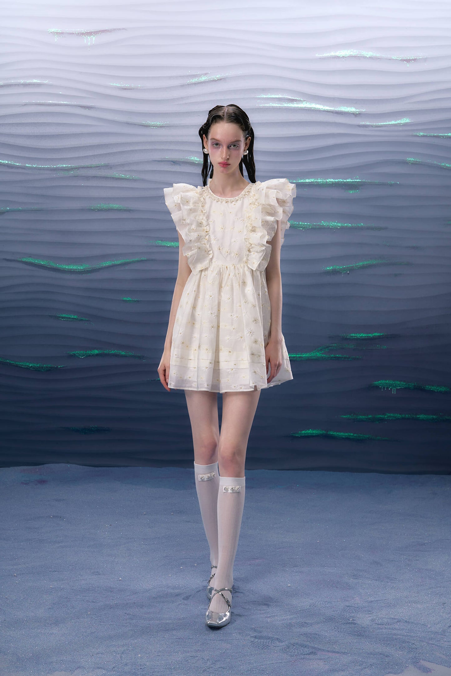 Frill puff daisy flare dress