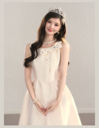 Elegant Jewel Ribbon Flare Dress