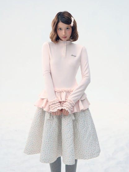 Noble Silhouette Ruffle Trim Top