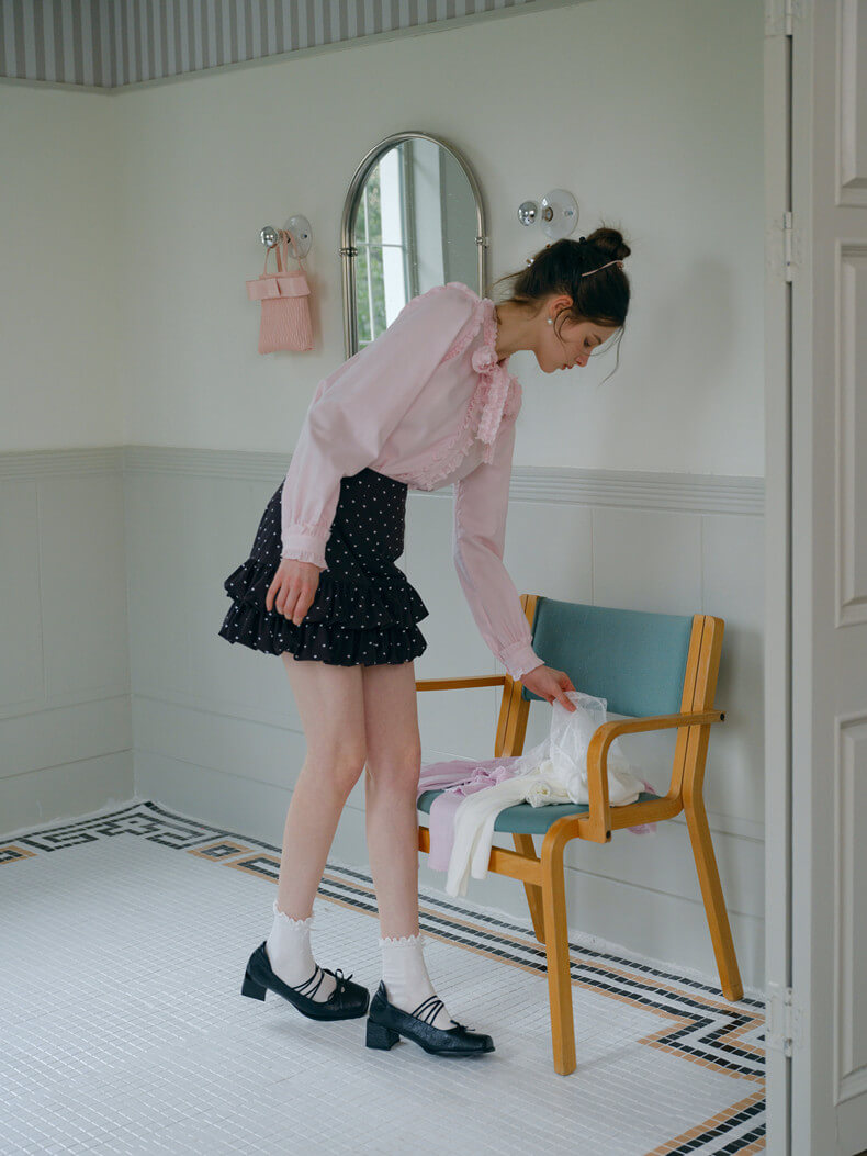 Elegant Frill Ribbon Blouse