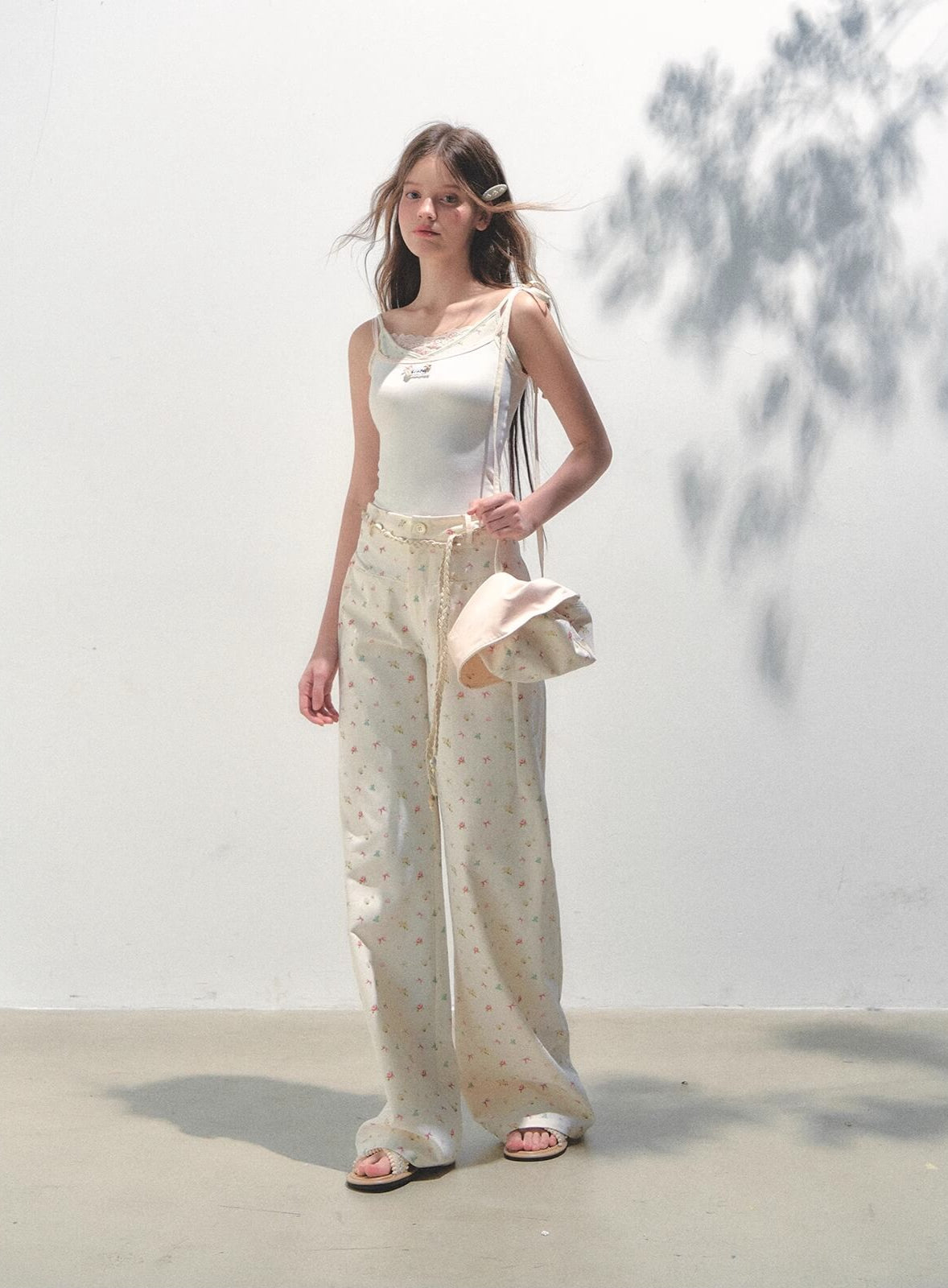 Rosy Lace Flower Coast Pants