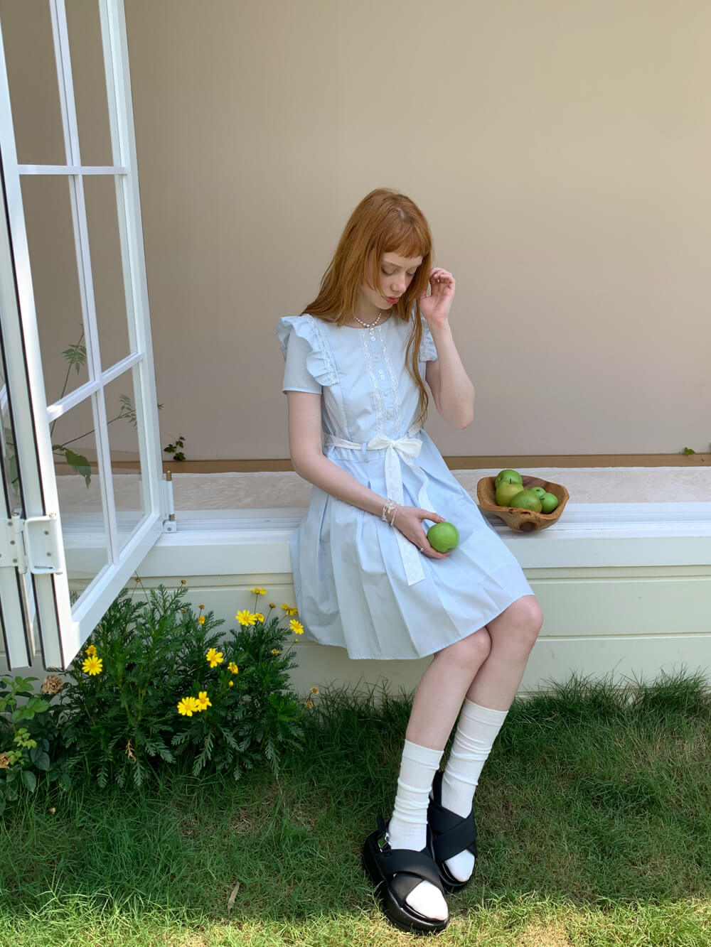 Angelic Puff Sleeve Lace Dress