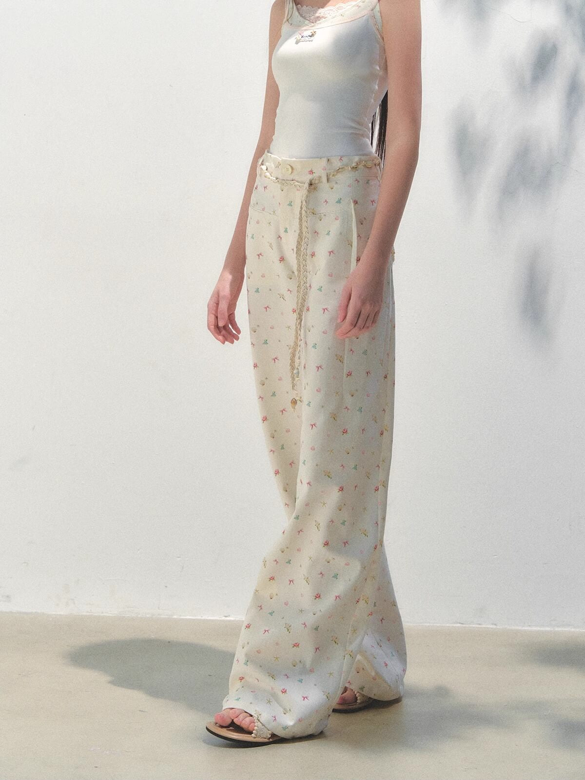 Rosy Lace Flower Coast Pants