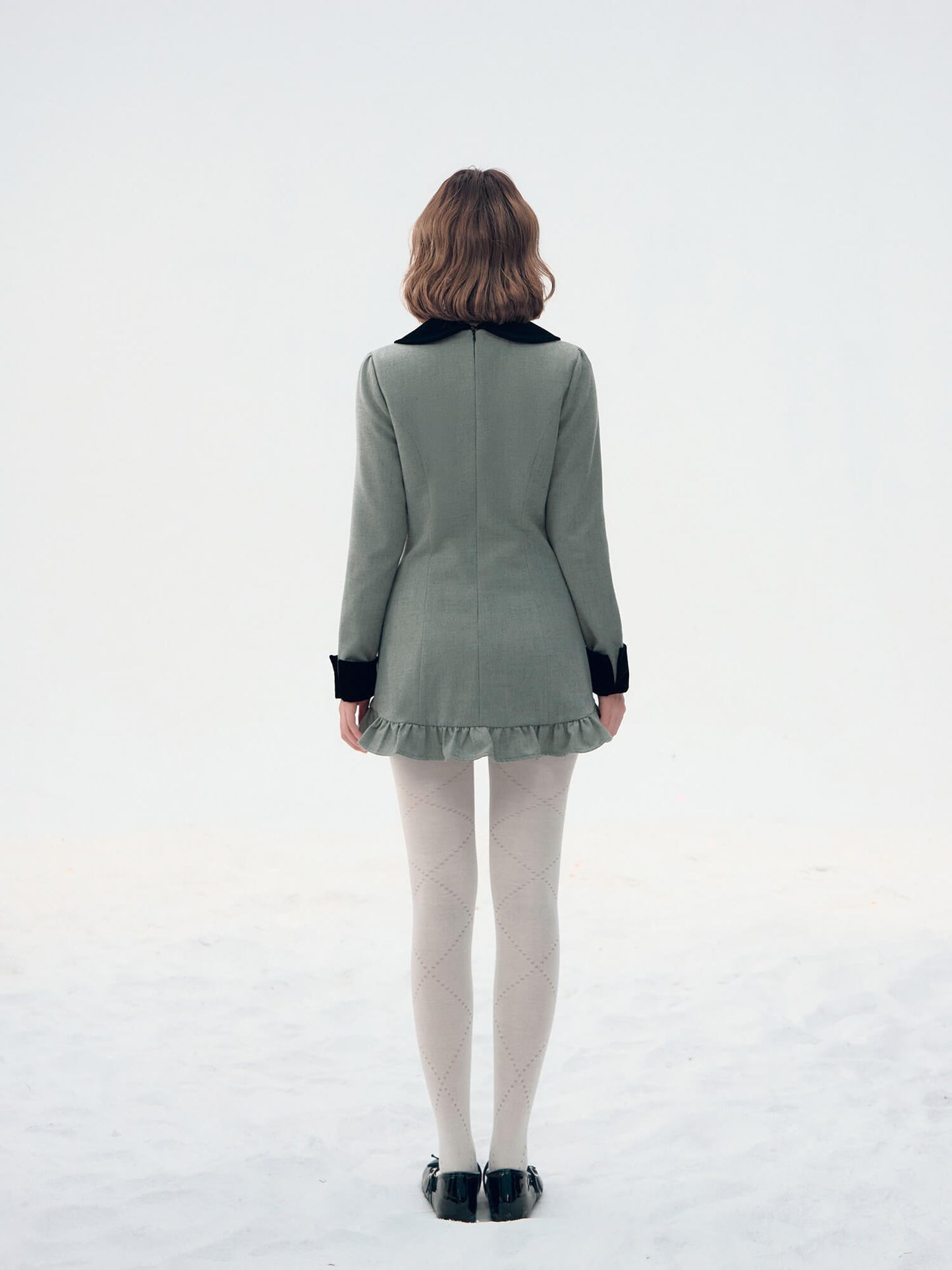 Velvet Collar Classic Frill Dress（全2色）