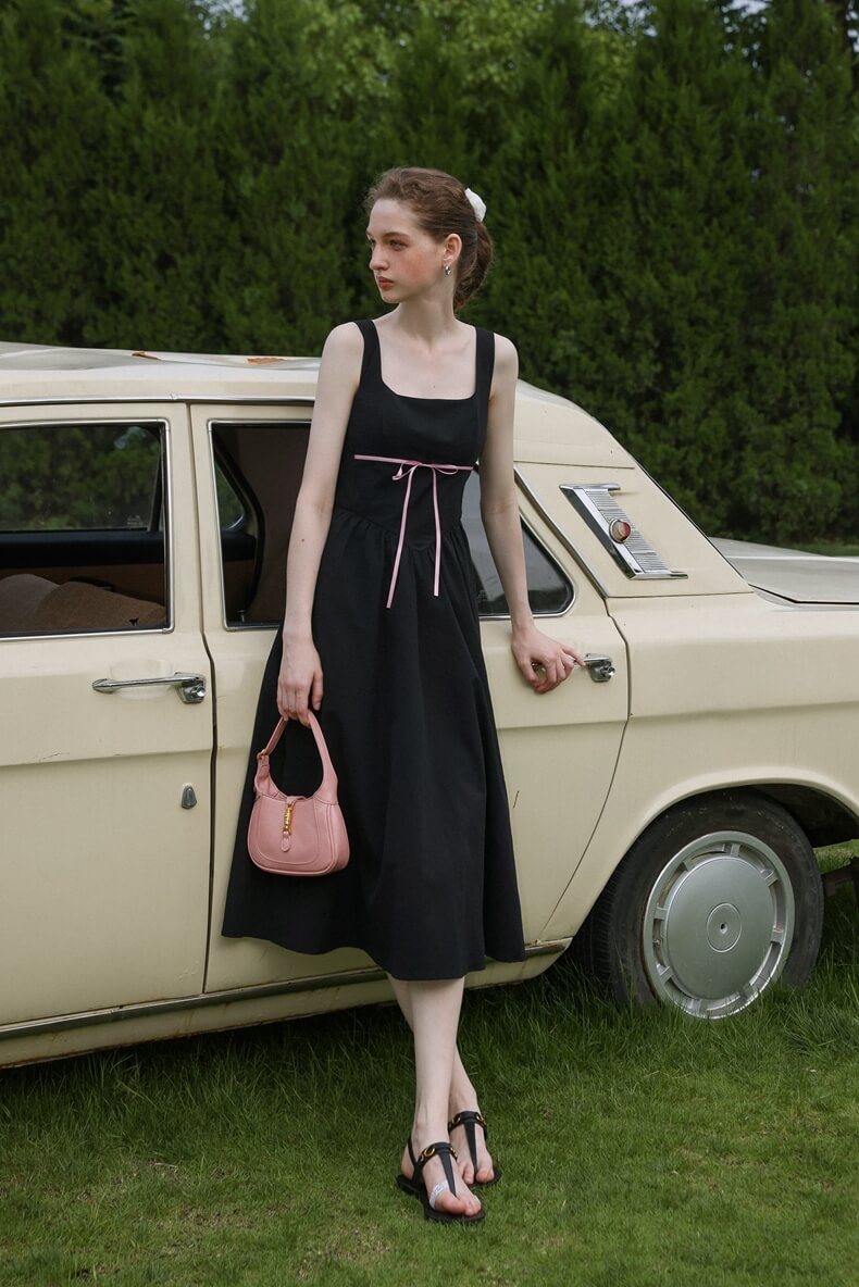 Elegant Ribbon Mode Camisole Dress（全2色）