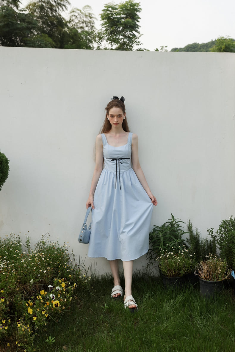 Elegant Ribbon Mode Camisole Dress（全2色）