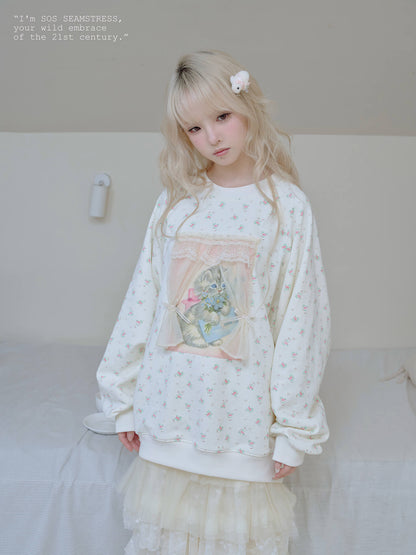 Dreamy Kitten Cameo Sweatshirt