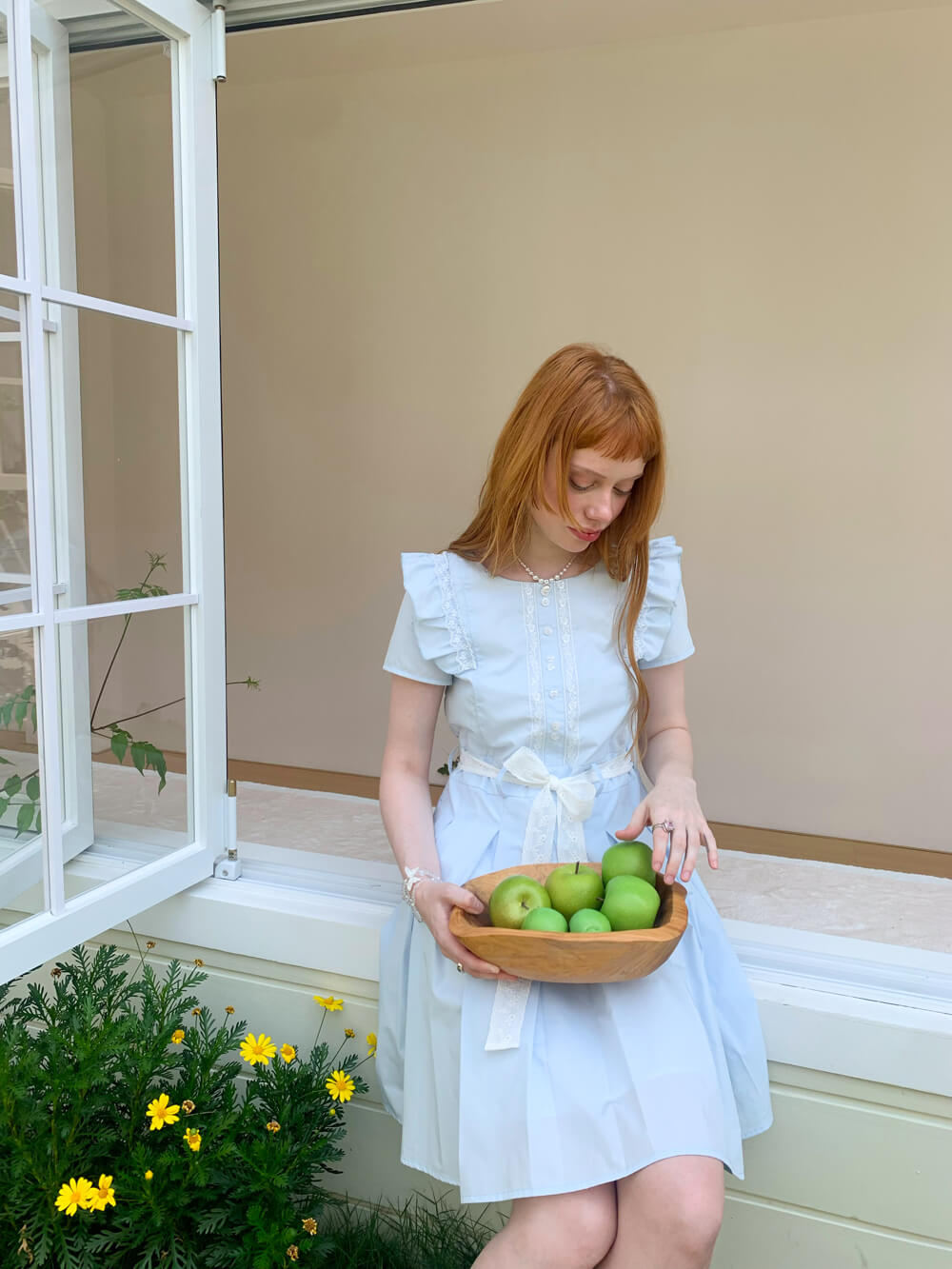 Angelic Puff Sleeve Lace Dress