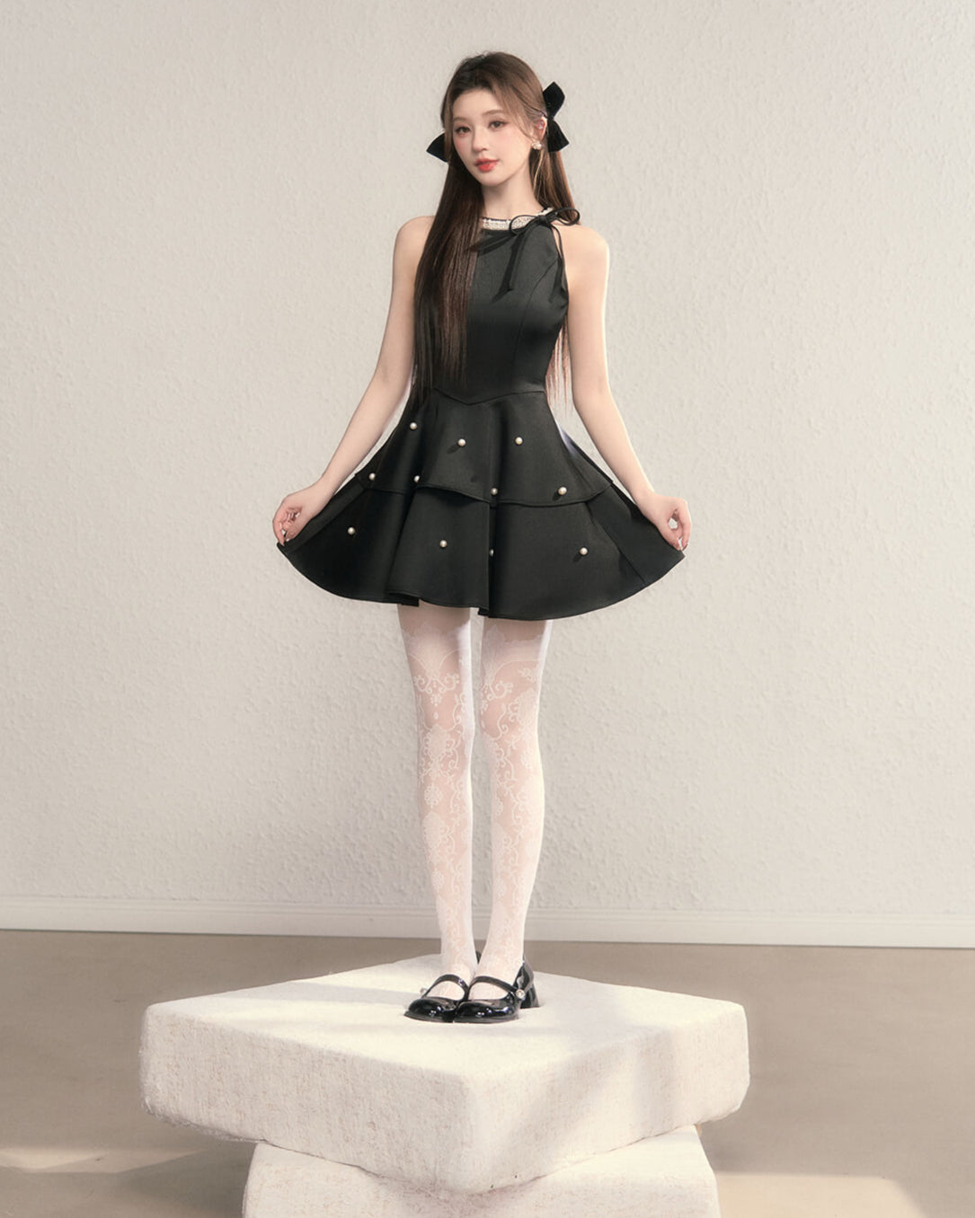 Ribbon bijou peplum dress（全2色）