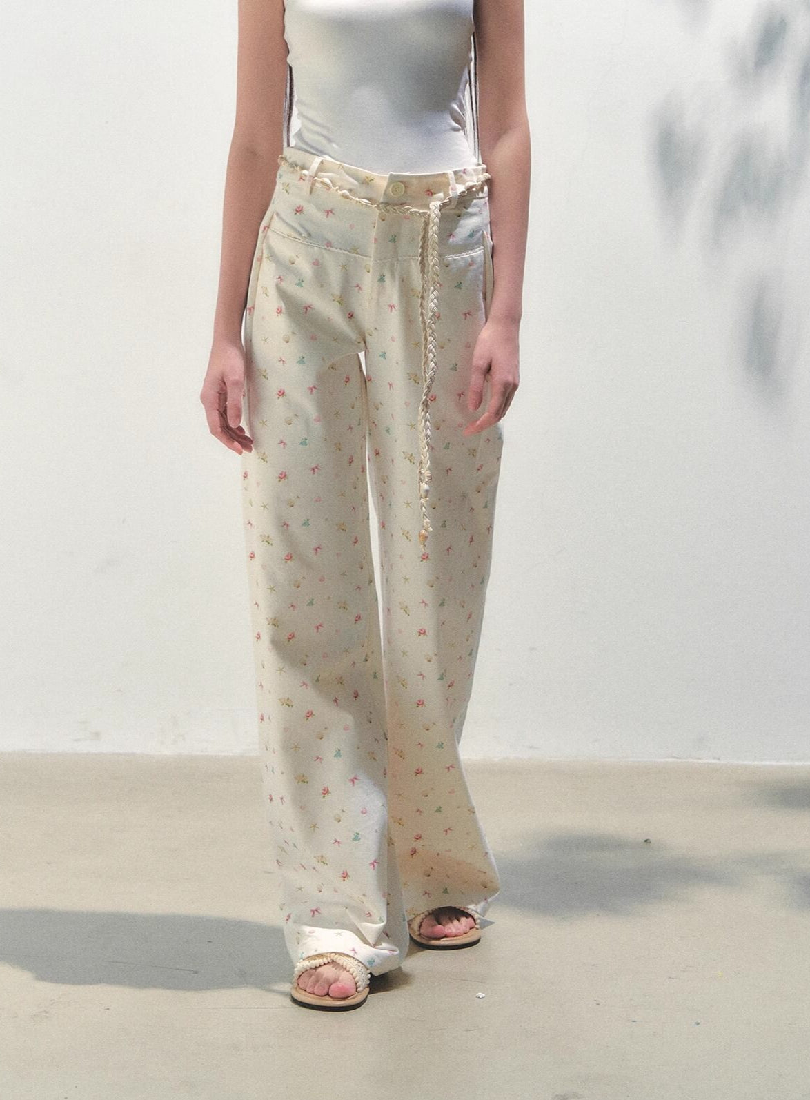 Rosy Lace Flower Coast Pants