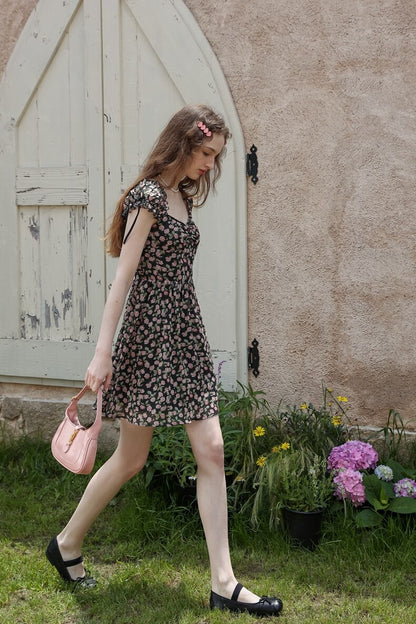 Classical Rose Puff Sleeve Black Dress