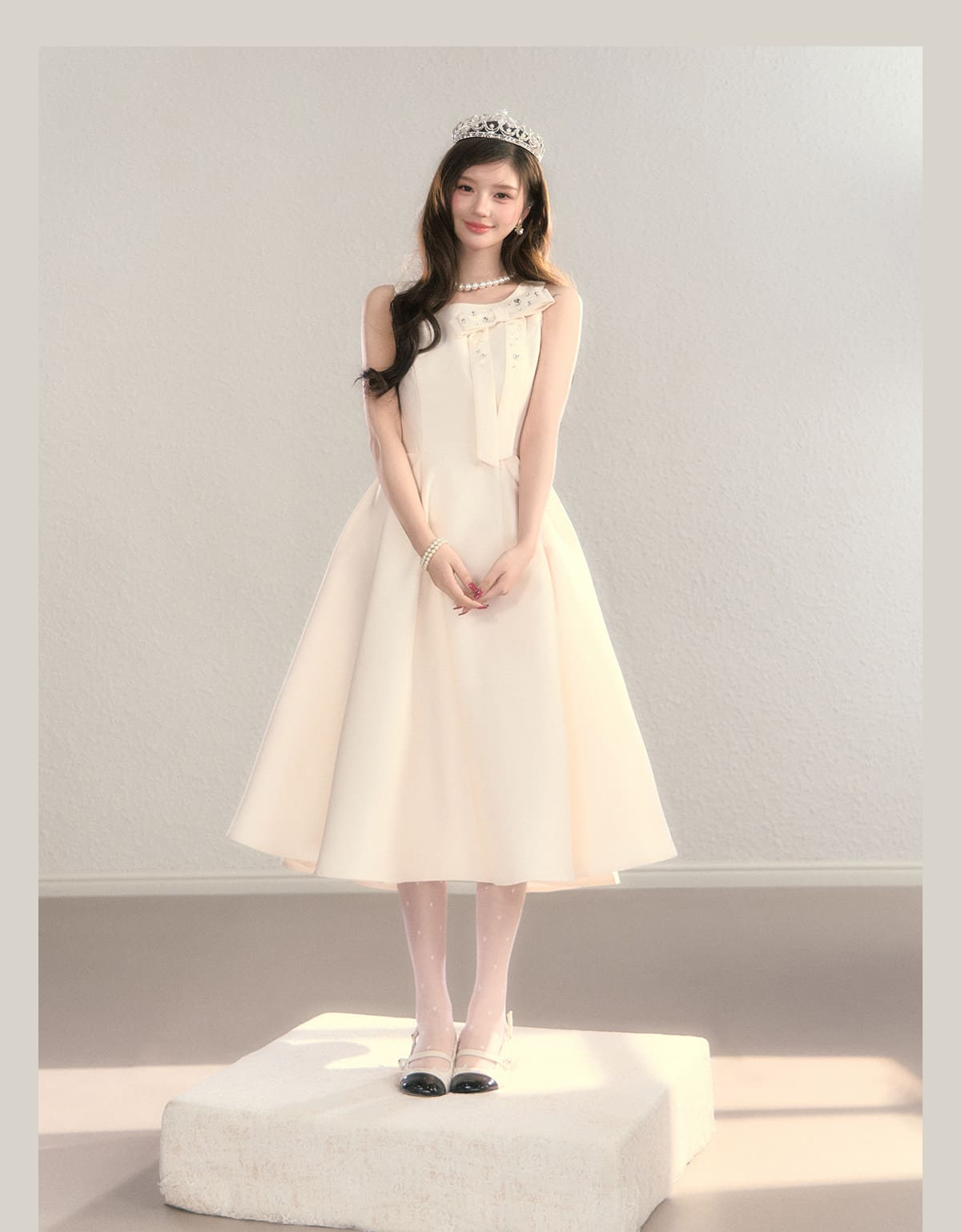 Elegant Jewel Ribbon Flare Dress