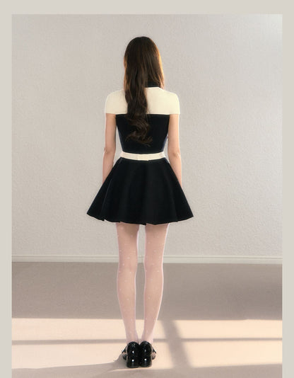 Elegant Color Block Knit Mini Dress（全2色）