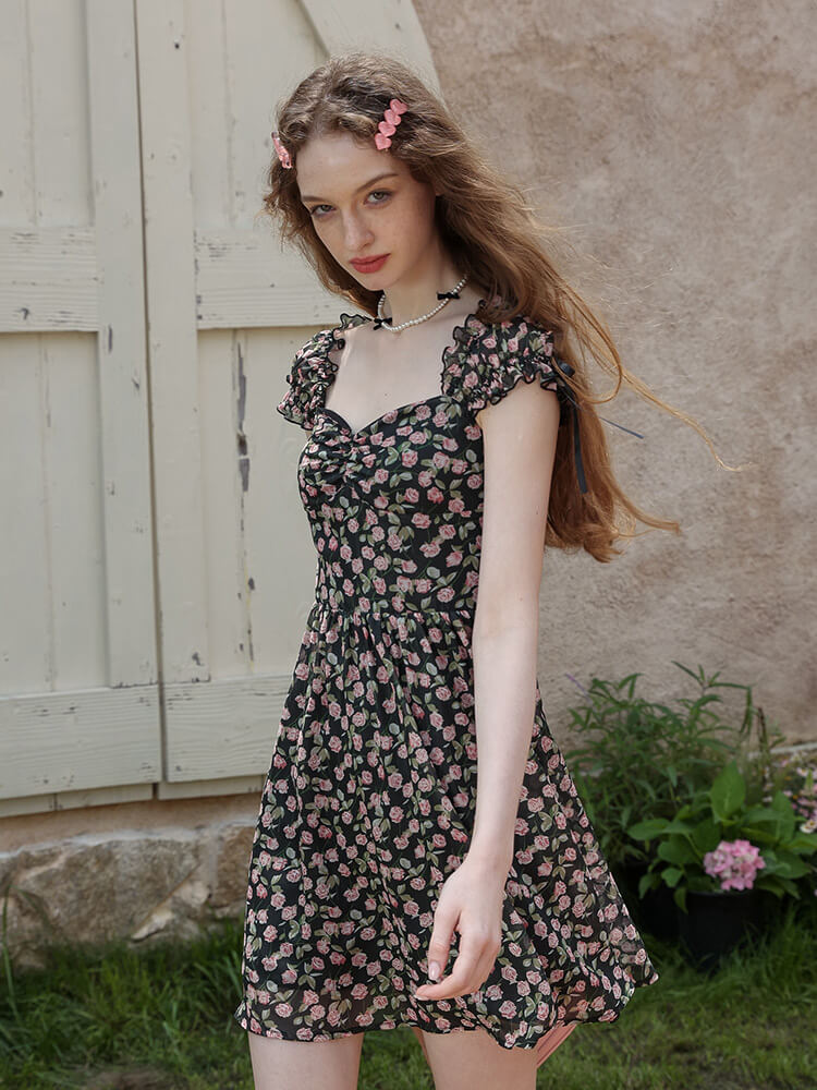 Classical Rose Puff Sleeve Black Dress