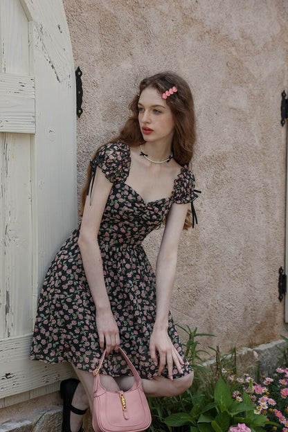 Classical Rose Puff Sleeve Black Dress