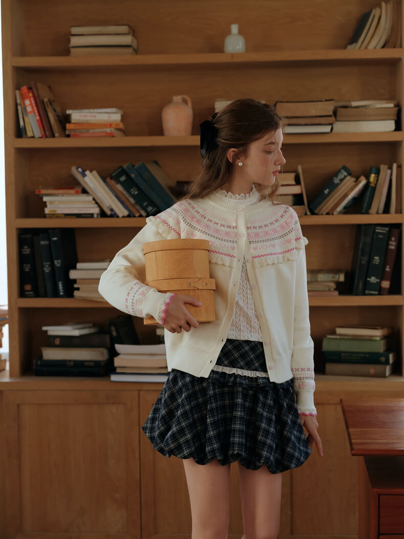 Snowy Charm Ribbon-Edge Knit