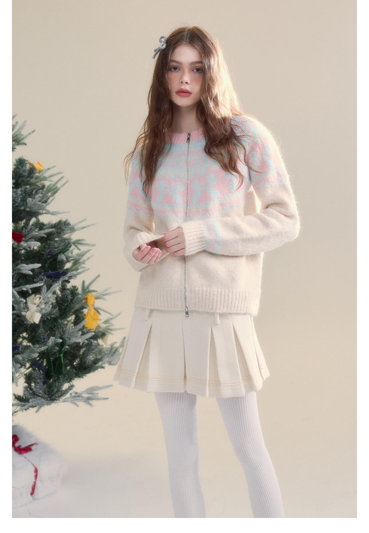 Winter Bloom Ribbon Print Knit