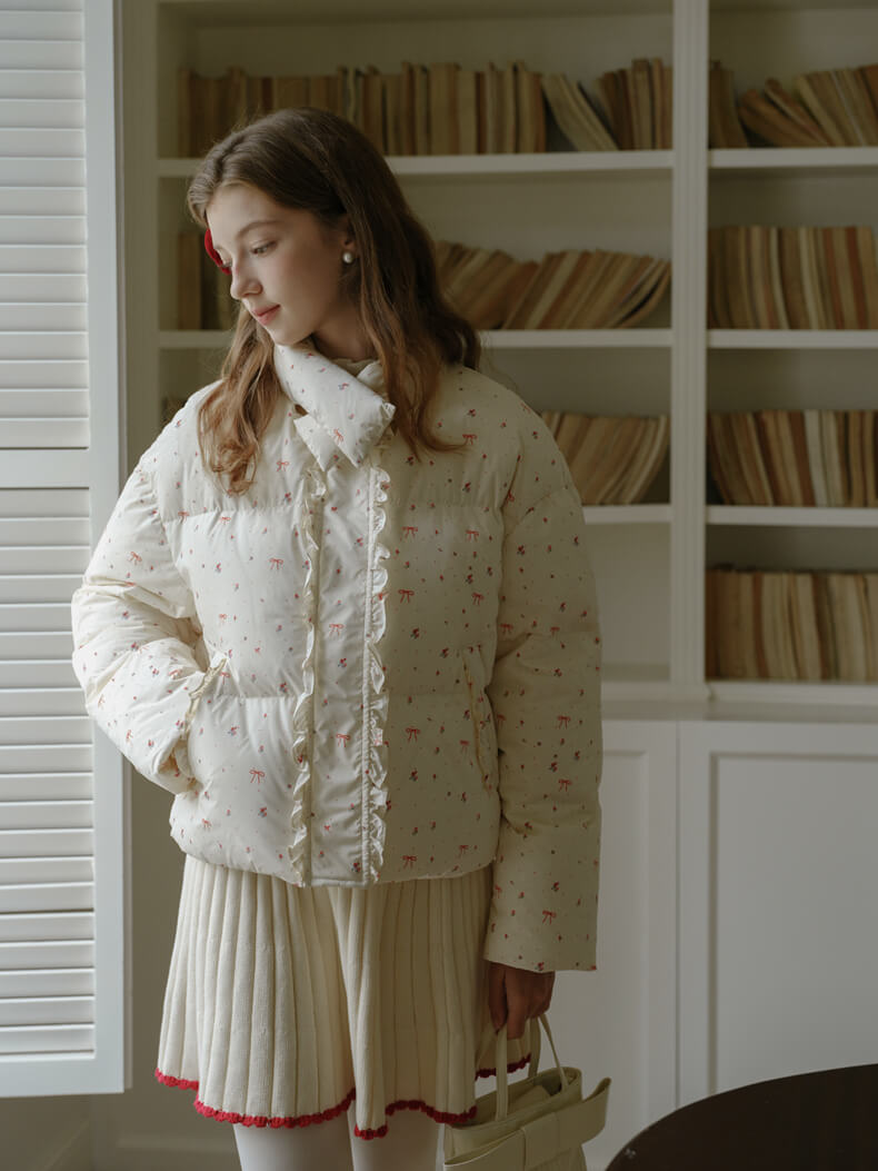 Ribbon Charm Puffy Short Coat