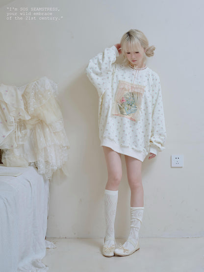 Dreamy Kitten Cameo Sweatshirt