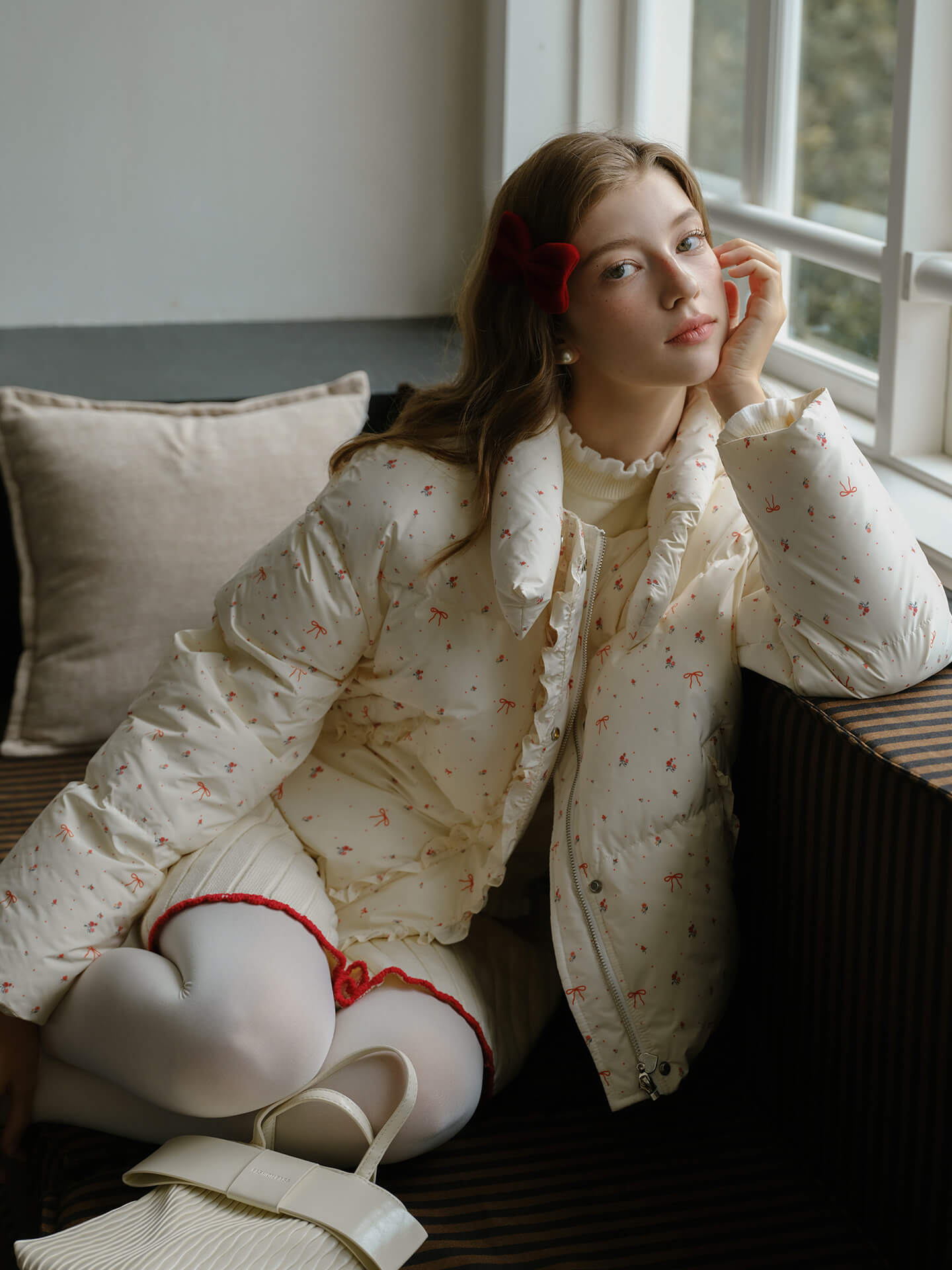 Ribbon Charm Puffy Short Coat