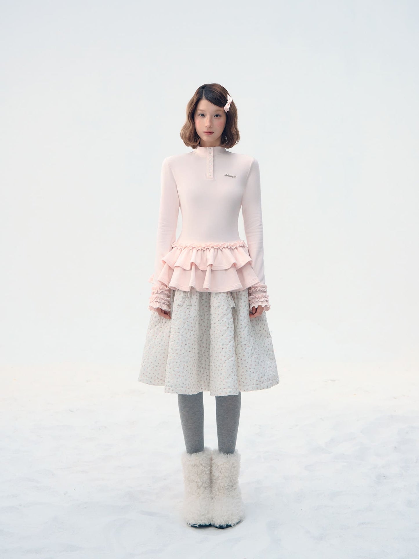 Noble Silhouette Ruffle Trim Top