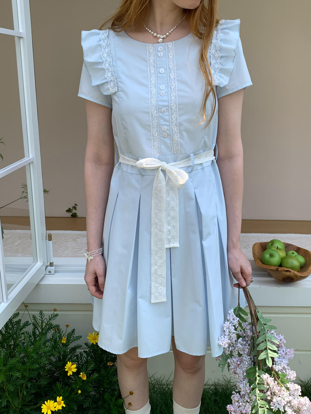 Angelic Puff Sleeve Lace Dress